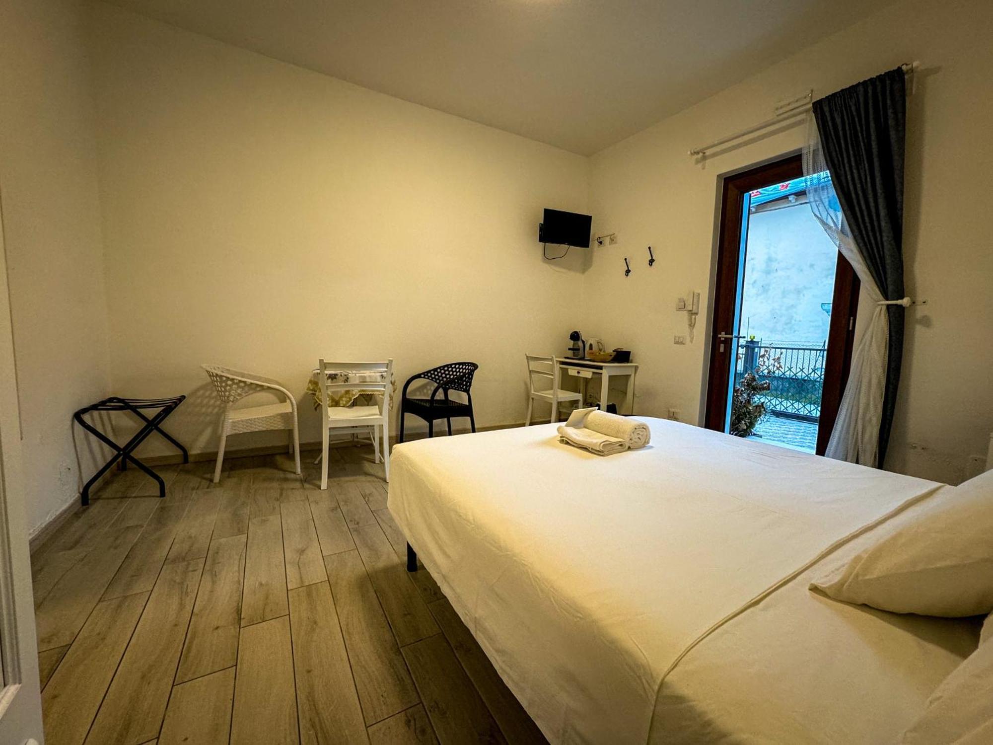 Sg Rooms - Casa Laura بسكييرا ديل غاردا المظهر الخارجي الصورة